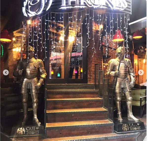 Beşiktaş Merkezde  6 Katlı Cafe Bar